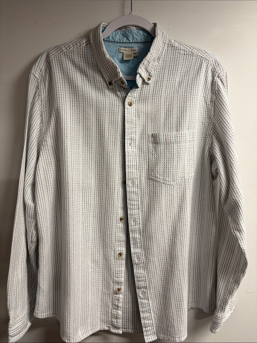 Carbon2Cobalt Men's White Button-Down Shirt with Light Gray/Blue Stripe Pattern